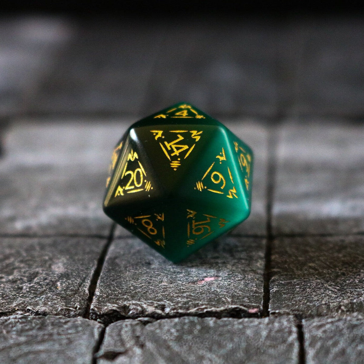 Dragon Shield Gemstone Green Cats Eye Stone (And Box) Polyhedral Dice DND Set