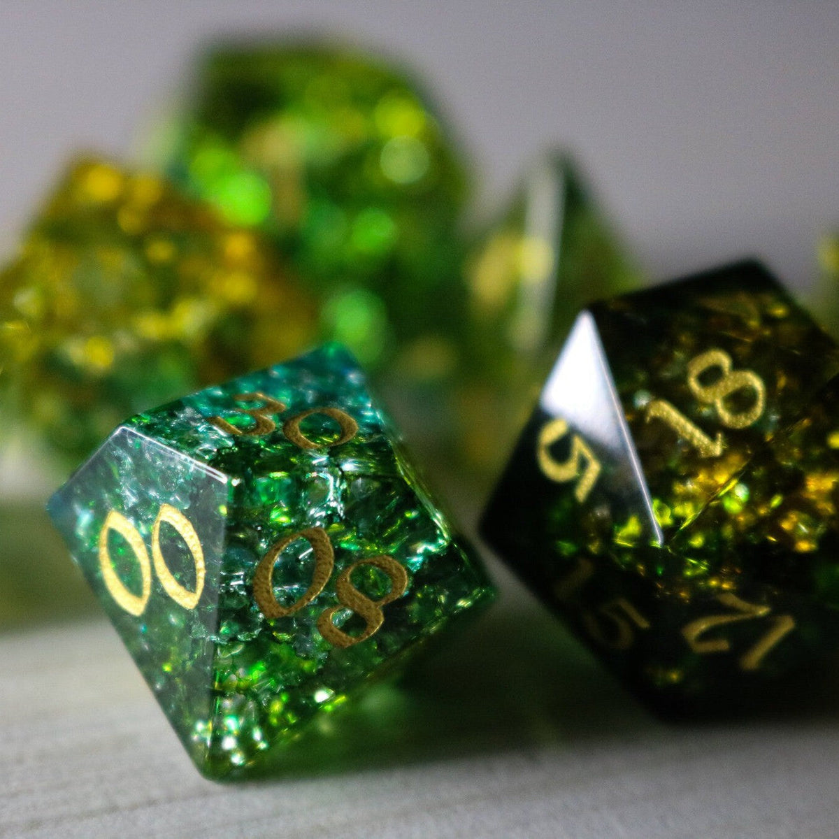 Poison Forge Fire Cracked Glass Green (And Box) Polyhedral Dice DND Set